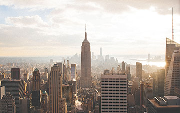 足球场上的大战将有怎样的结局