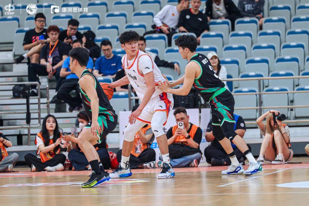 北京大学男篮队史第五次夺CUBAL全国总冠军