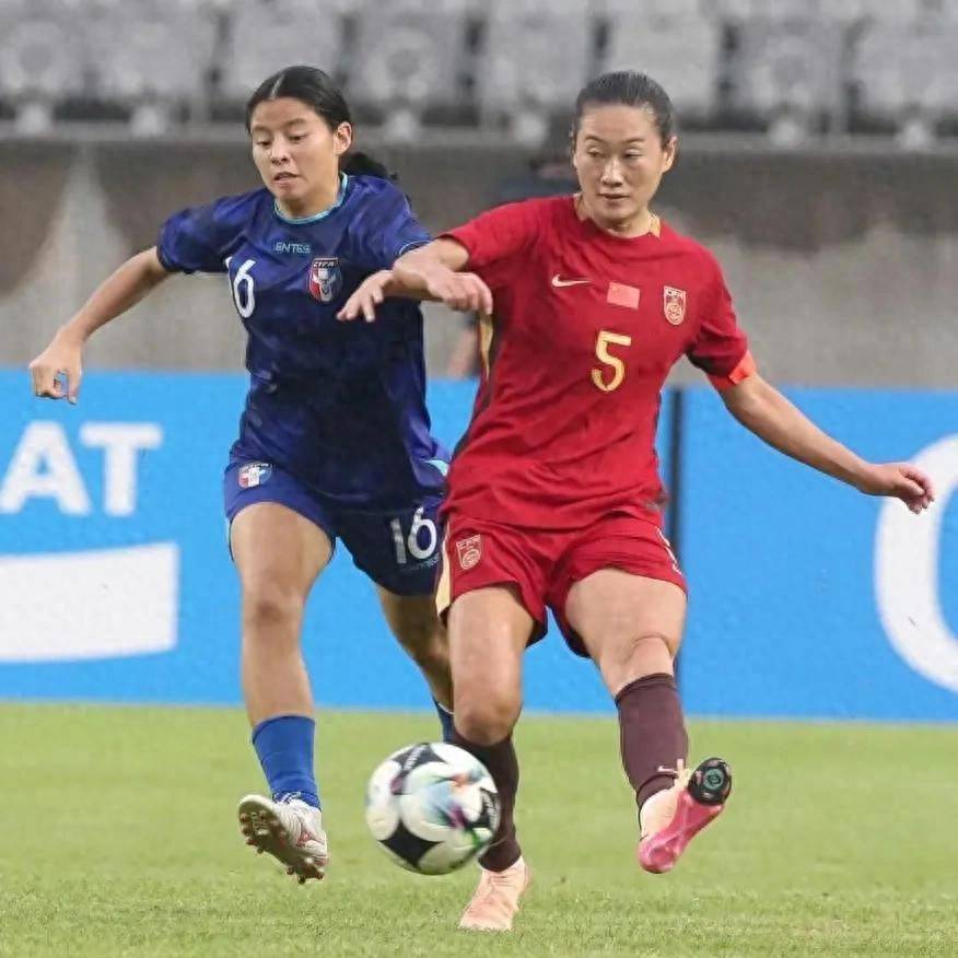 决胜时刻！女足选手挑战巅峰！